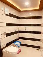 Hollywood Palace Resort