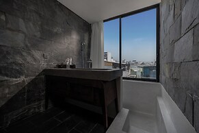 Thè HEM Hotel and Apartment