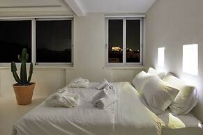 Athens Penthouse Boutique Rooms