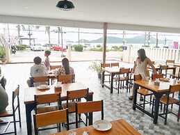 Panwa Beach Side Beachfront