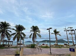 Panwa Beach Side Beachfront