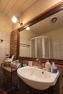 Lykovrisi guest house