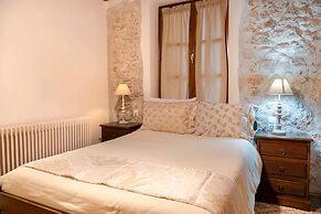 Lykovrisi guest house