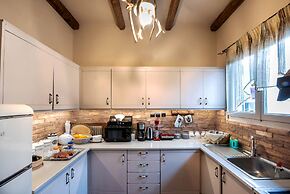 Lykovrisi guest house