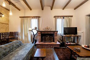 Lykovrisi guest house