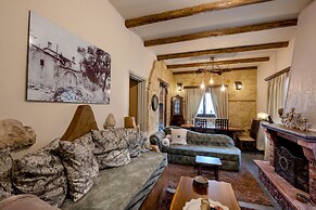 Lykovrisi guest house