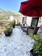 Lykovrisi guest house