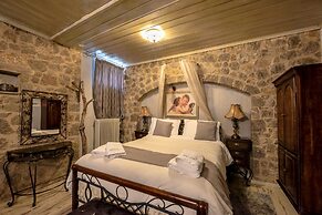 Lykovrisi guest house