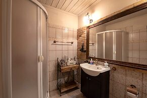 Lykovrisi guest house