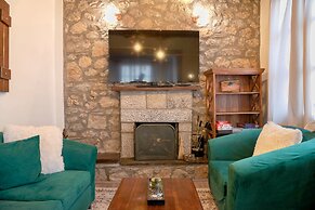 Lykovrisi guest house