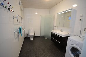 Ekker Island Arctic Lodge