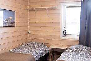 Ekker Island Arctic Lodge