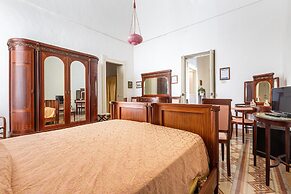 3728 Villa Donna Linda by Barbarhouse