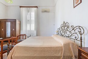 3728 Villa Donna Linda by Barbarhouse