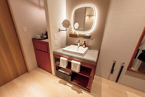 Hotel Springs Makuhari Premier