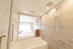 Hotel Springs Makuhari Premier