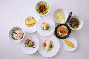 Hotel Springs Makuhari Premier