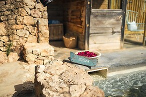 Es Cucons Rural Hotel