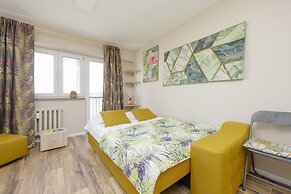 Żoliborz Modern 8th Floor by Renters