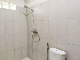 Yayah Guest House Syariah by Cocotel