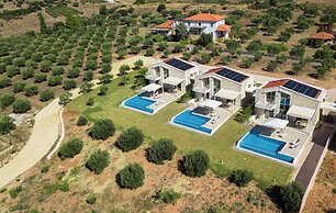 Nikiti Dream Villas