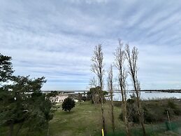 Golden Hour Retreat Lagoon View Villa With Pool