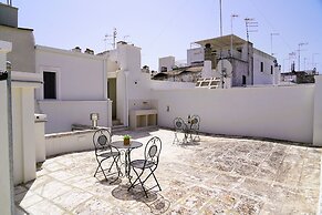 Palazzo Lorizzo - Arcuève