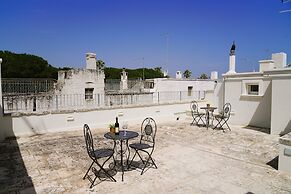 Palazzo Lorizzo - Arcuève