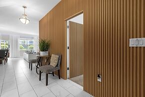 Champions Gate Oasis: Private Pool & Arcade Fun! 6 Bedroom Villa by Re