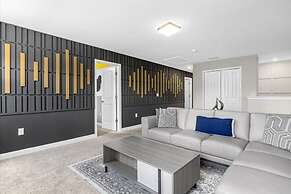 Champions Gate Oasis: Private Pool & Arcade Fun! 6 Bedroom Villa by Re