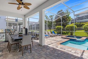 Champions Gate Oasis: Private Pool & Arcade Fun! 6 Bedroom Villa by Re