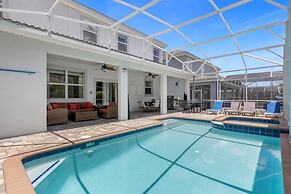 Champions Gate Oasis: Private Pool & Arcade Fun! 6 Bedroom Villa by Re