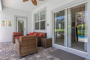 Champions Gate Oasis: Private Pool & Arcade Fun! 6 Bedroom Villa by Re