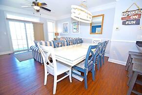 Bella Mar C 4 Bedroom Townhouse by RedAwning