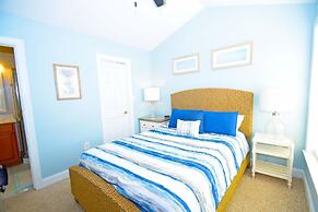 Bella Mar C 4 Bedroom Townhouse by RedAwning