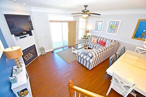 Bella Mar C 4 Bedroom Townhouse by RedAwning