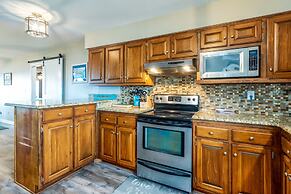 Chele's Bayside Cottage - 2304 Island Shores Dr 4 Bedroom Home by RedA