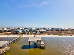 Chele's Bayside Cottage - 2304 Island Shores Dr 4 Bedroom Home by RedA