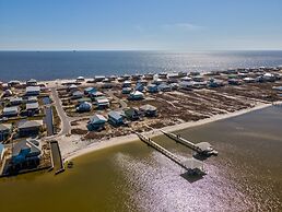 Chele's Bayside Cottage - 2304 Island Shores Dr 4 Bedroom Home by RedA