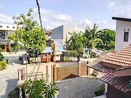 Risqia Homestay Syariah by Cocotel