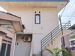 Risqia Homestay Syariah by Cocotel