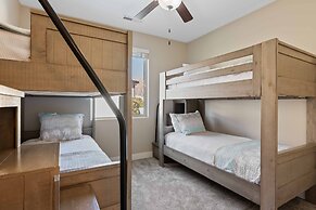 Paradise Private Pool Retreat #17 6 Bedroom Home