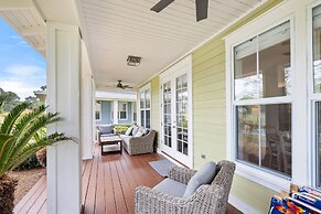 1322 Laurel Grove 3 Bedroom Home by RedAwning