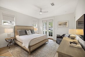 1322 Laurel Grove 3 Bedroom Home by RedAwning