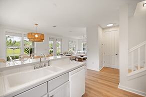 1322 Laurel Grove 3 Bedroom Home by RedAwning