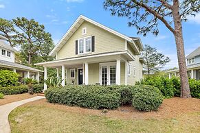 1322 Laurel Grove 3 Bedroom Home by RedAwning