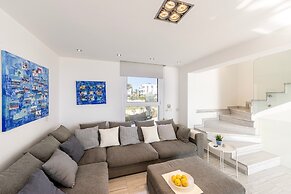 Protaras Elaia Luxury Seafront Villa