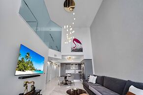 Sunbeam Plush 2 Story Loft