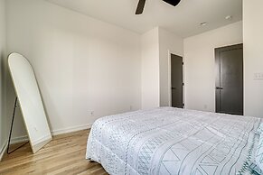 Sleek + Modern Nashville Home: Walk to Marathon!