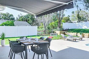 Lakeland Retreat w/ Private Pool & Yard Games!